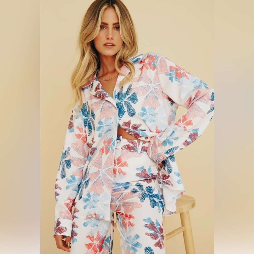 VRG Girl silk set